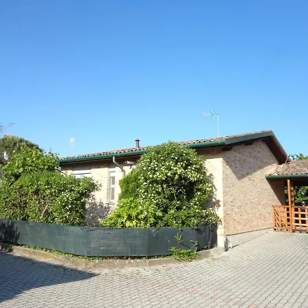 Villa Seaside Surrounded By A Garden Porto Santa Margherita di Caorle